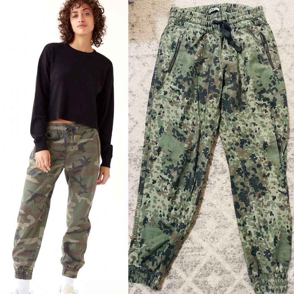 Aritzia TNA camo joggers